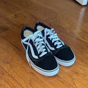 Women’s Classic Black Vans Sneakers with White Stripe
